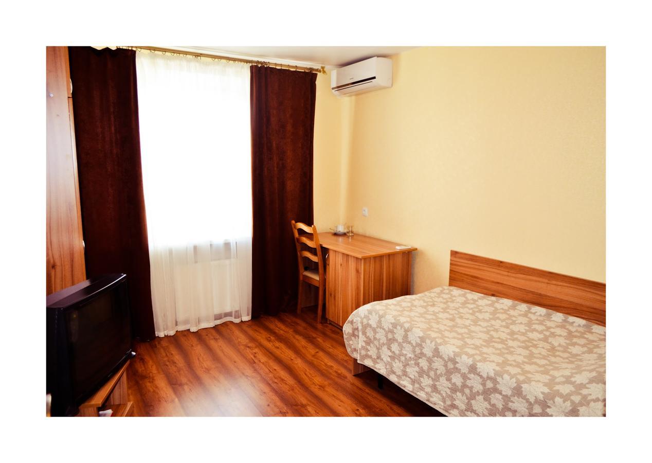 Hotel Oktyabrskaya Γόμελ Εξωτερικό φωτογραφία