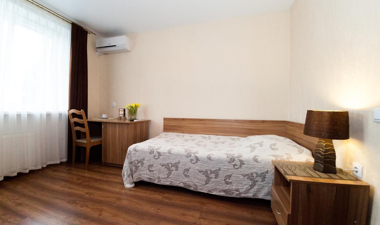 Hotel Oktyabrskaya Γόμελ Εξωτερικό φωτογραφία