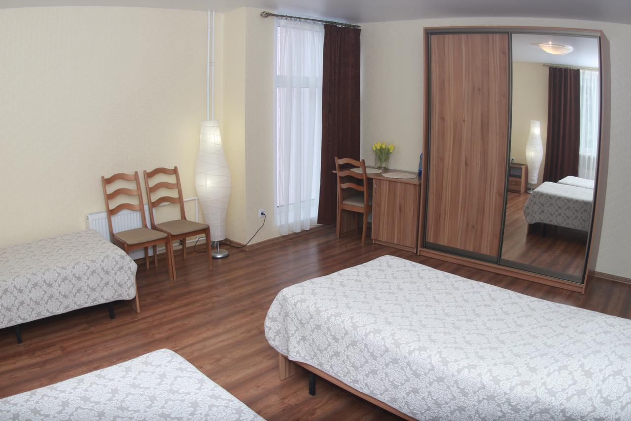Hotel Oktyabrskaya Γόμελ Εξωτερικό φωτογραφία